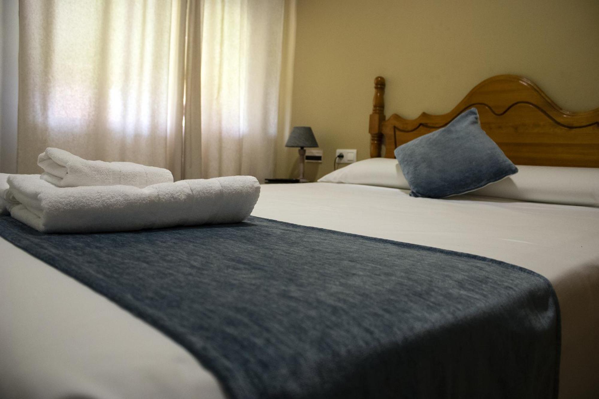 Hostal Valdepenas By Bossh Hotels Eksteriør bilde