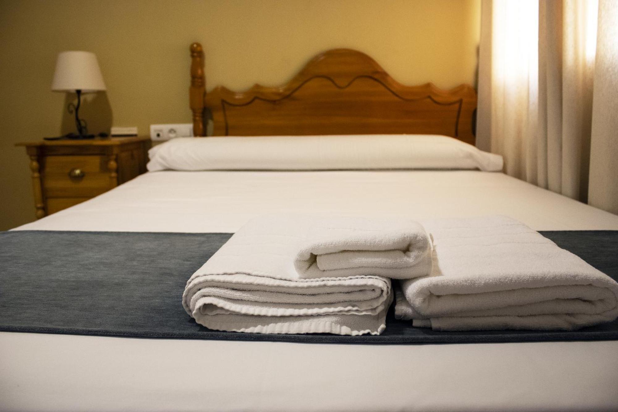 Hostal Valdepenas By Bossh Hotels Eksteriør bilde